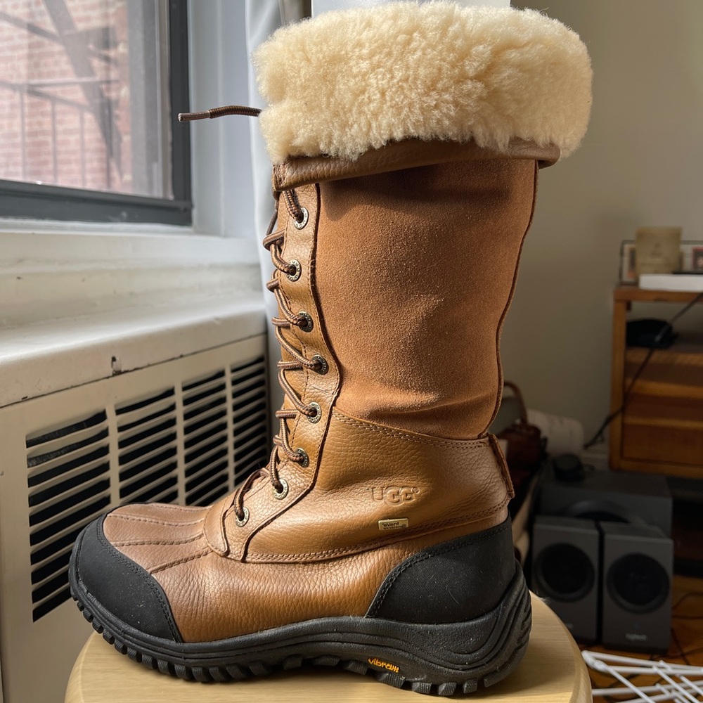 UGG Adirondack III Tall Boot in Chestnut Waterproof Winter Women’s Size US 8.5